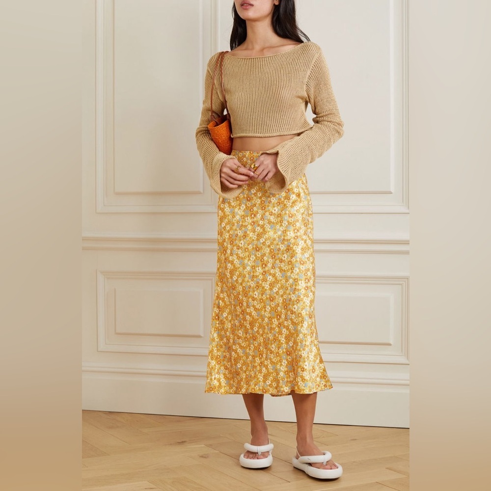 New! Reformation Pratt Yellow Floral Print 100% Silk Satin Skirt 🌼 size 2 - Picture 2 of 5